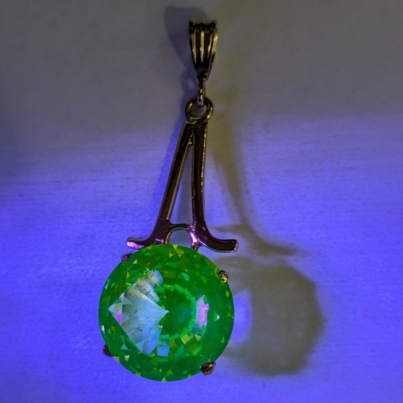 SOLD 14k Neon Spinel Pendant - Picture 7 of 9